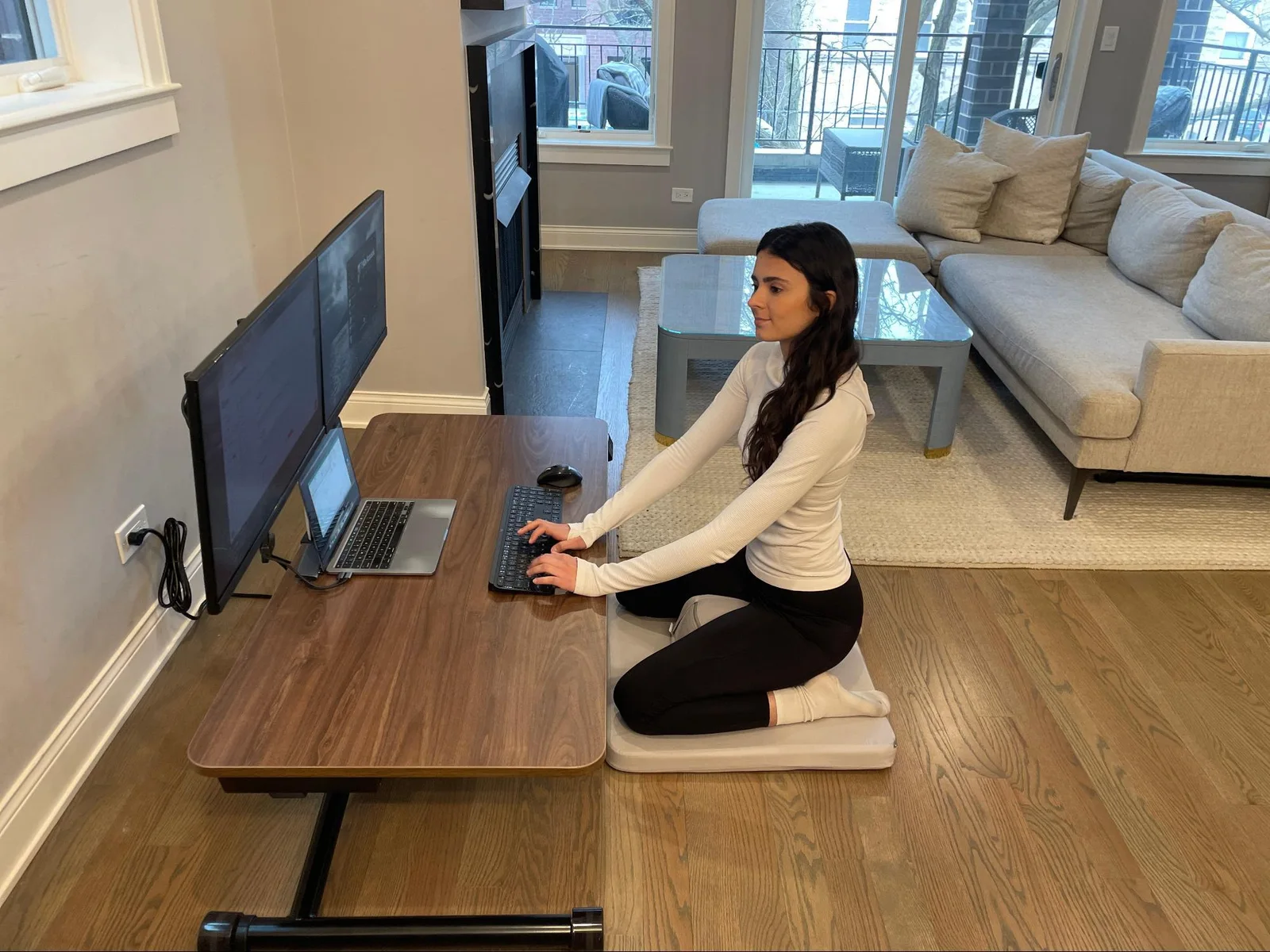 What Changes When You Start Alternating Between Sitting and Standing